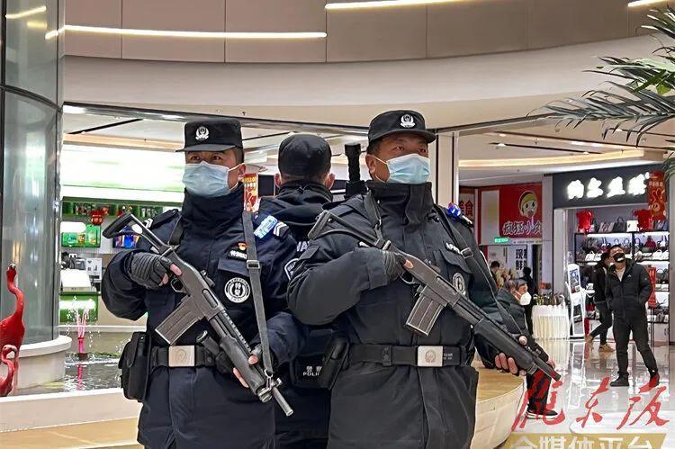 【春節(jié)我在崗】西峰公安分局特巡警大隊：忠誠履職盡責(zé) 守護萬家平安