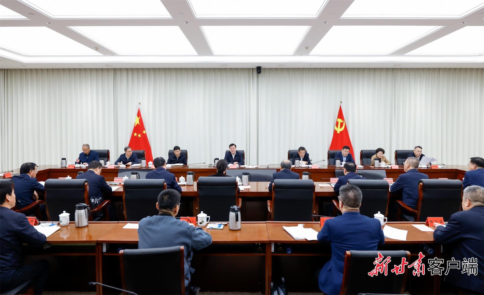 胡昌升在十四屆省委網(wǎng)信委第二次會議上強調(diào)：守正創(chuàng)新?lián)?dāng)實干爭創(chuàng)一流 推動全省網(wǎng)信事業(yè)高質(zhì)量發(fā)展 任振鶴石謀軍出席